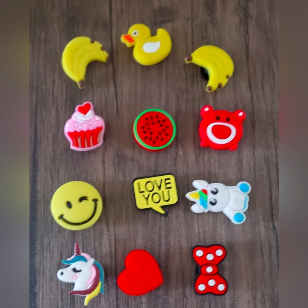 Croc charms